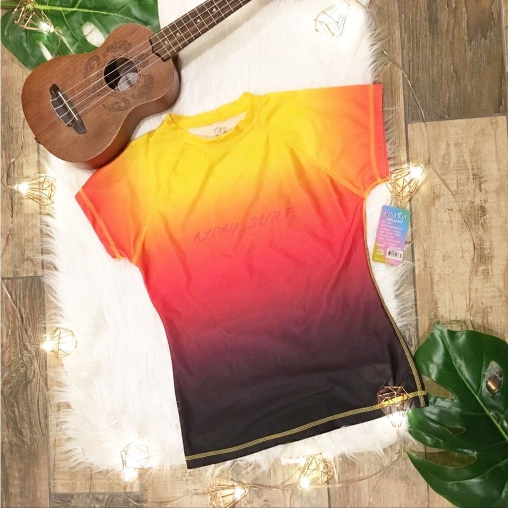 Aloha Surf/Sunspecs UPF50+ Ombré Short Sleeve Rash Guard Girls Large